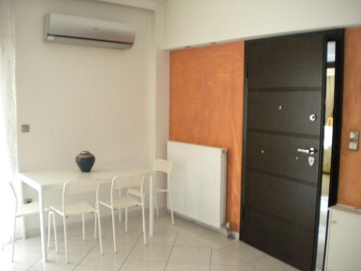 Seaside House In Voula Apartment เอเธนส์ ภายนอก รูปภาพ