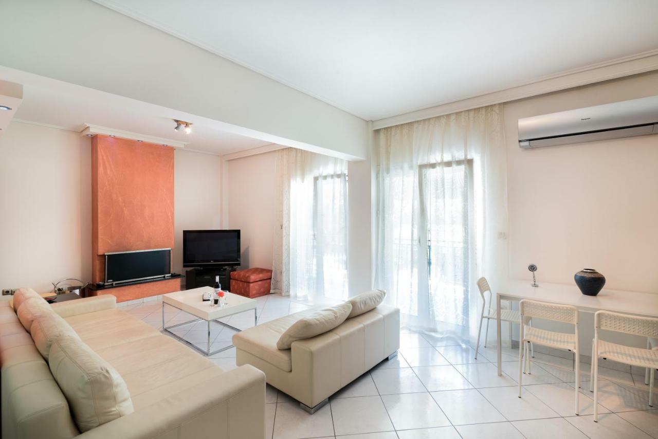 Seaside House In Voula Apartment เอเธนส์ ภายนอก รูปภาพ