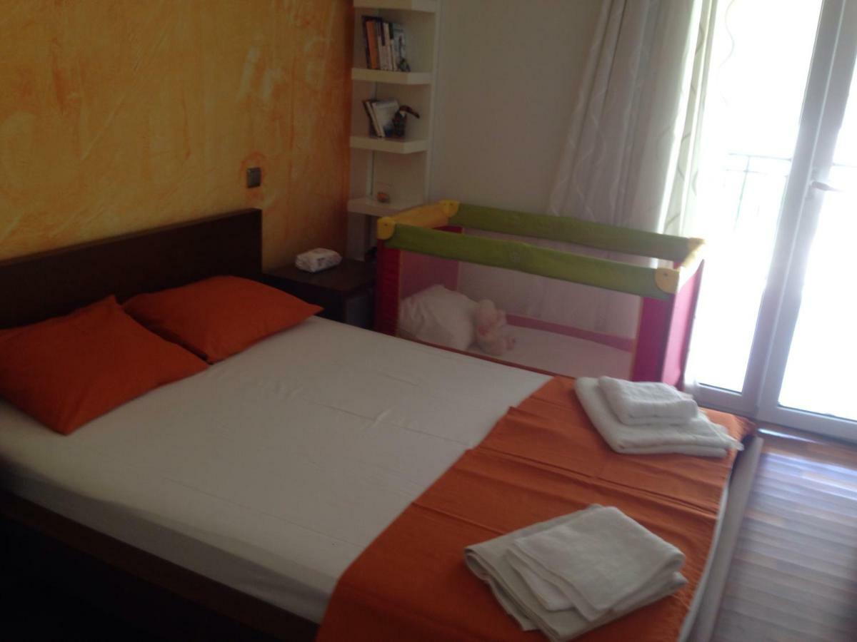 Seaside House In Voula Apartment เอเธนส์ ภายนอก รูปภาพ